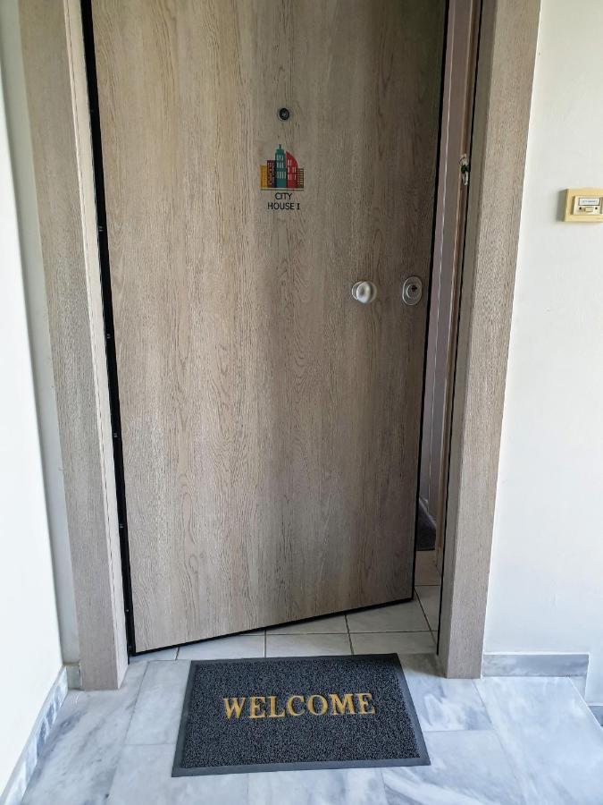 City House 1 كالاماتا المظهر الخارجي الصورة