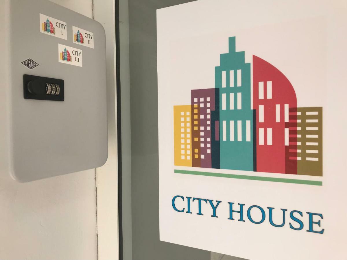 City House 1 كالاماتا المظهر الخارجي الصورة